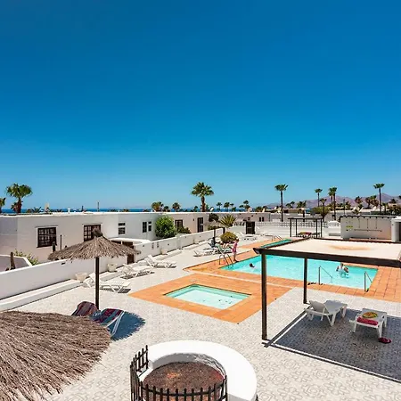 Estrella Del Mar 2 Bed * Puerto del Carmen (Lanzarote)